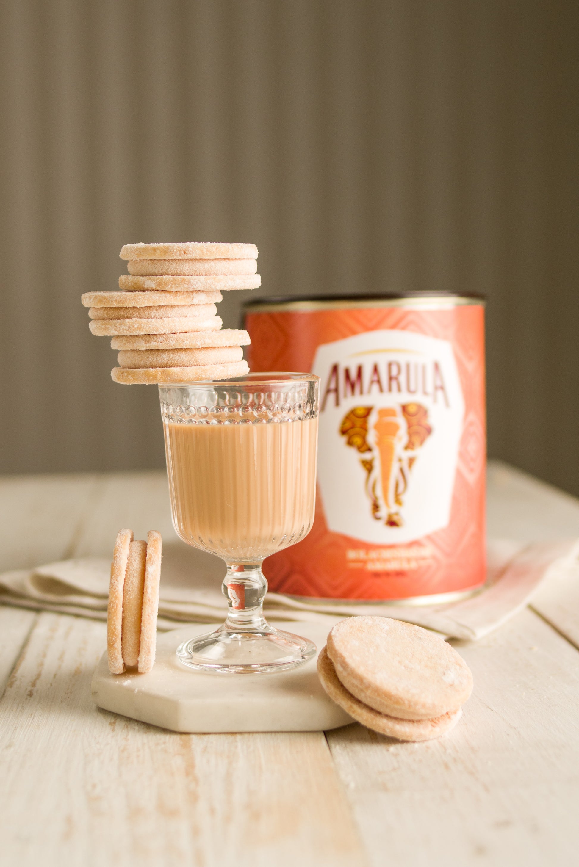 Bolacha Creme de Amarula Dona do Doce Lata Grande